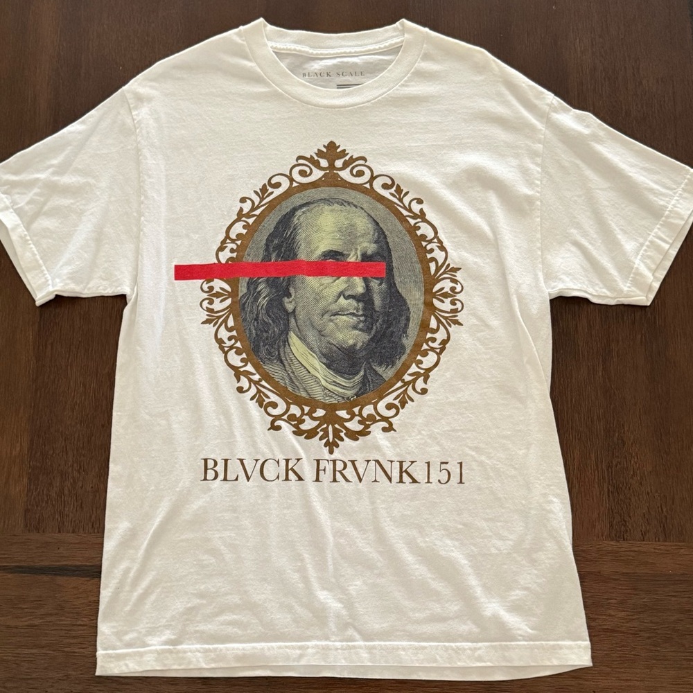 Black Scale Tee Large - image 1